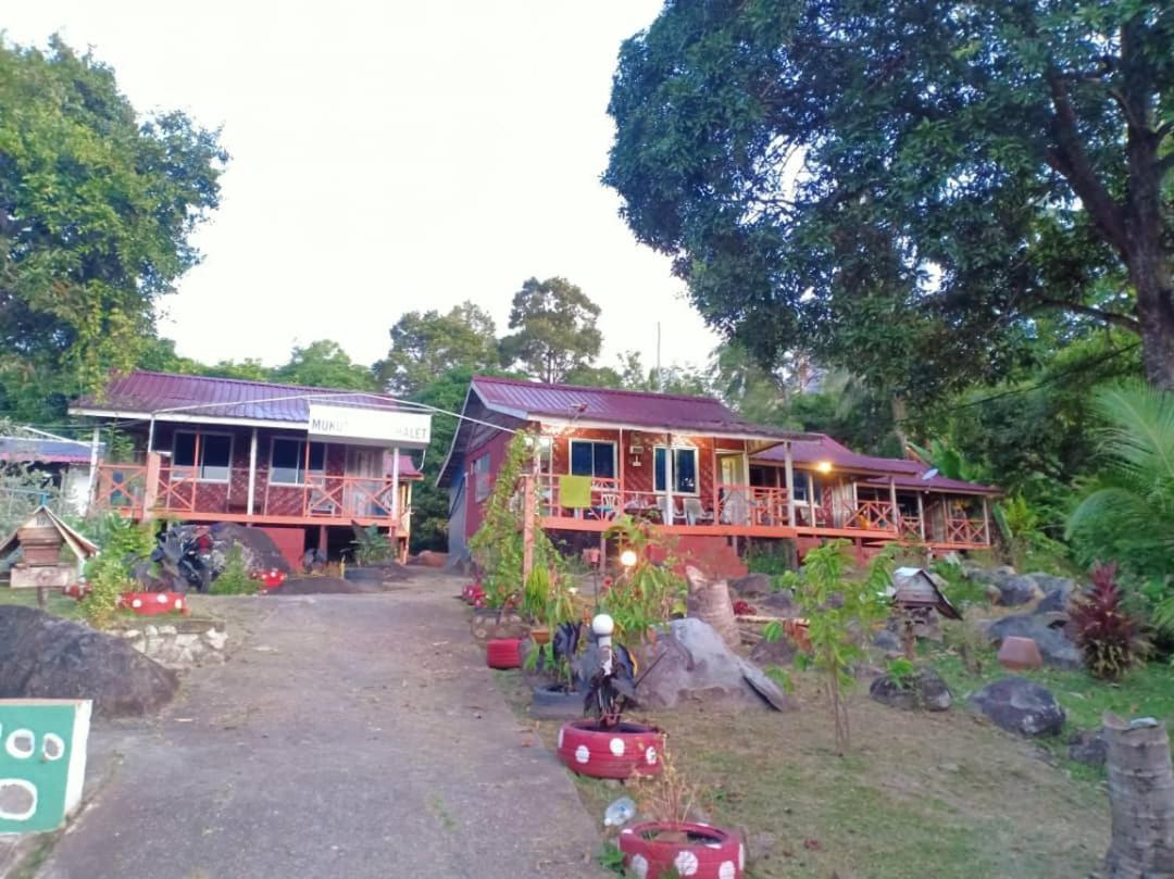 Mukut Coral Chalet Kampong Mukut Esterno foto